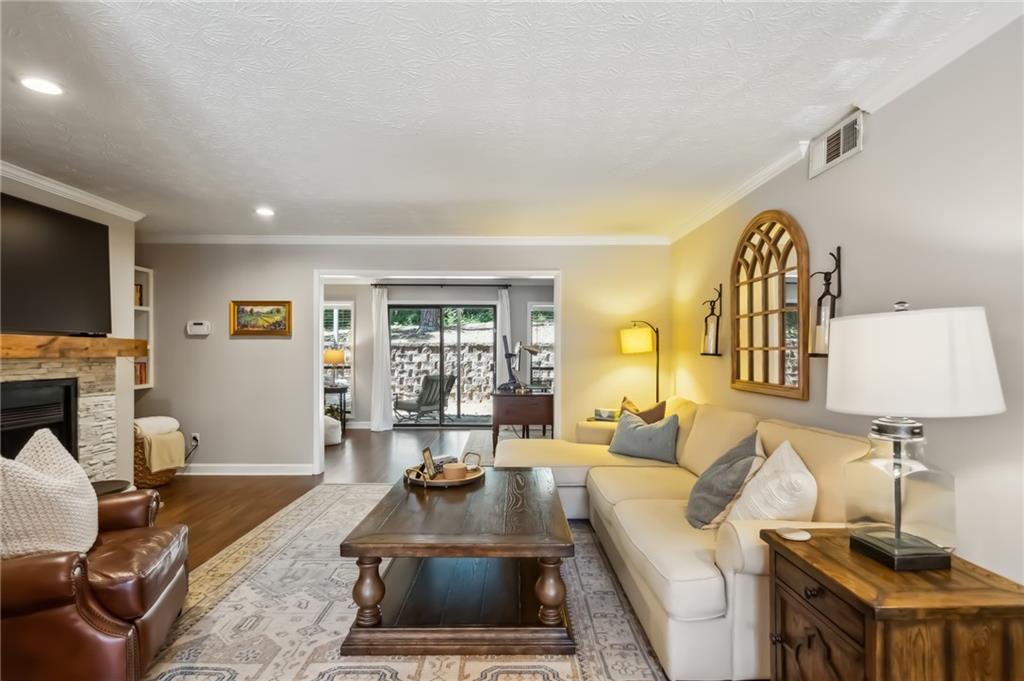 1108 Cumberland Court SE