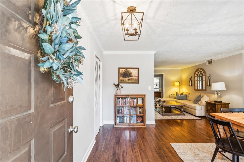 1108 Cumberland Court SE