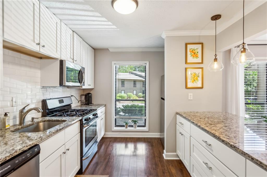 1108 Cumberland Court SE