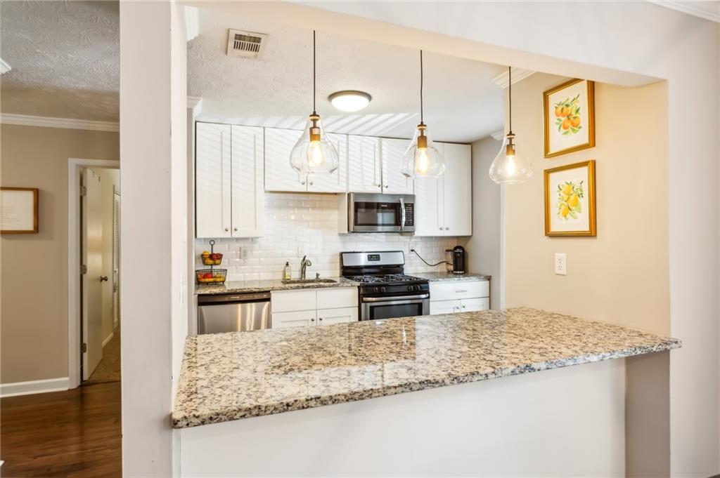 1108 Cumberland Court SE