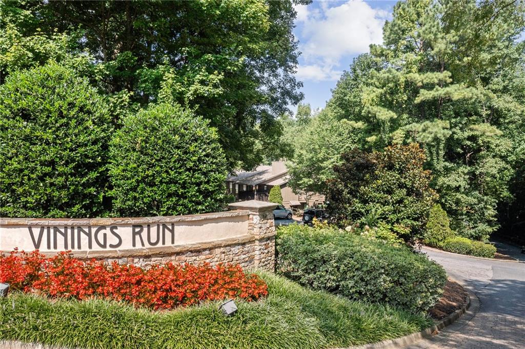 1108 Cumberland Court SE