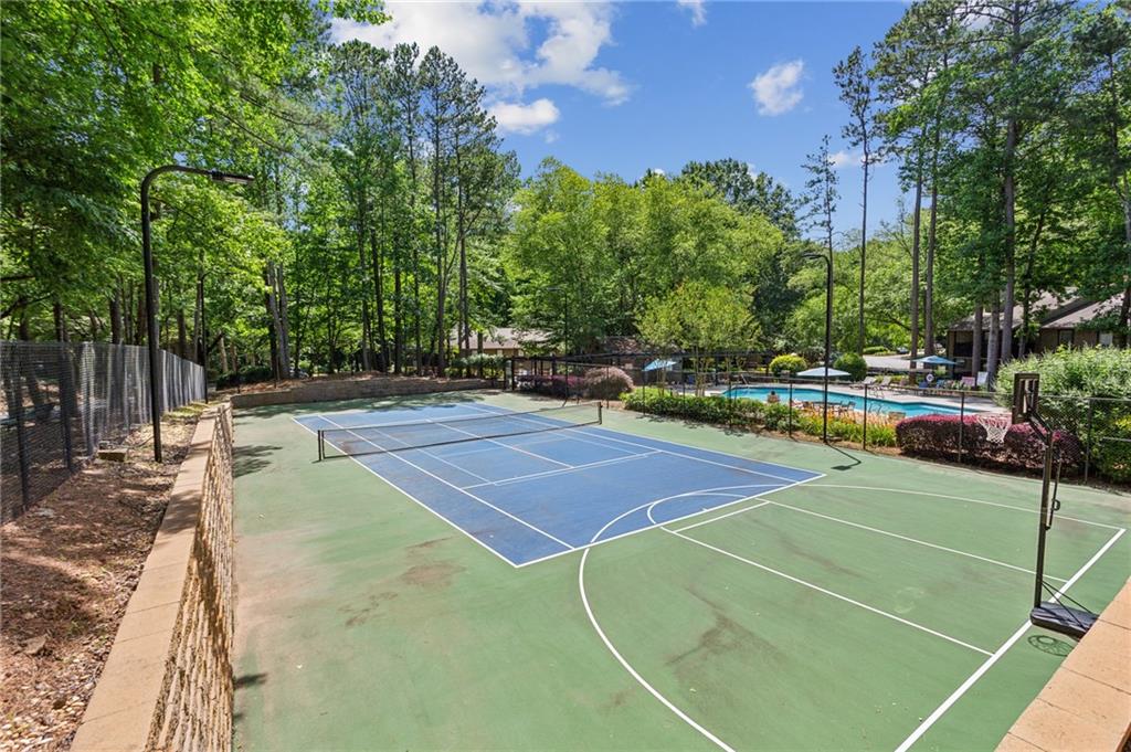 1108 Cumberland Court SE