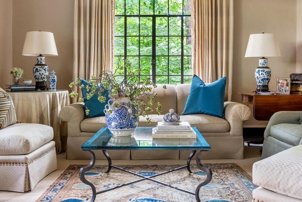 382 Brentwood Drive NE