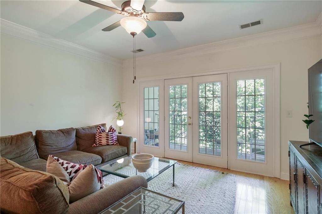 5415 Northland Drive Unit 304