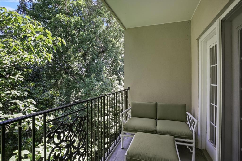 5415 Northland Drive Unit 304