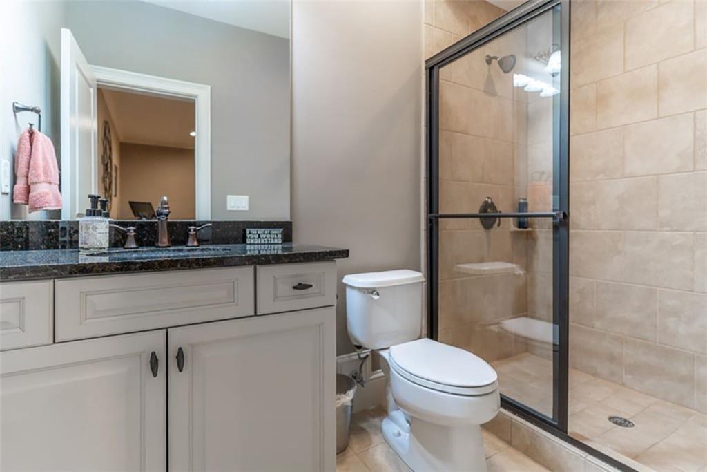 1021 E Paces Court NE