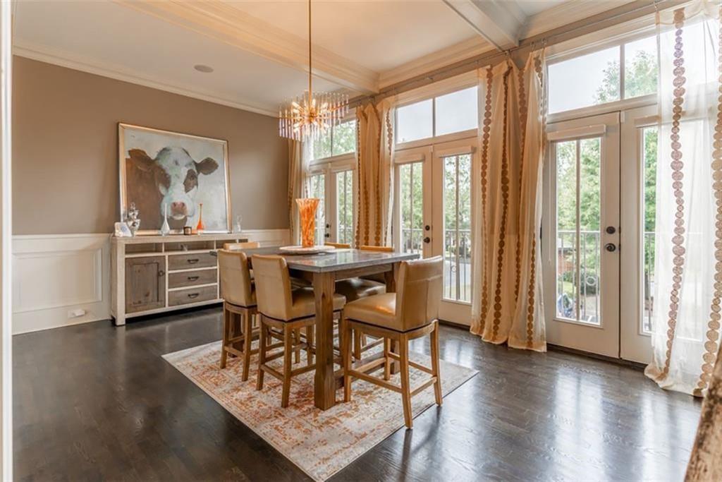 1021 E Paces Court NE