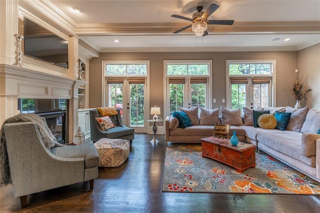 1021 E Paces Court NE