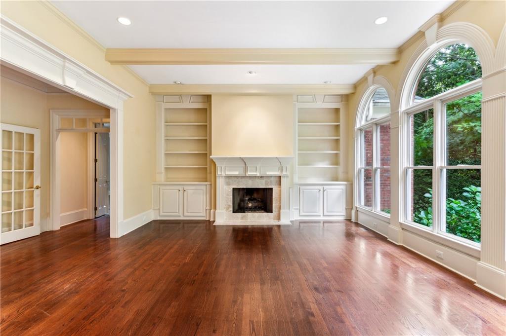 4833 Rivercliff Drive