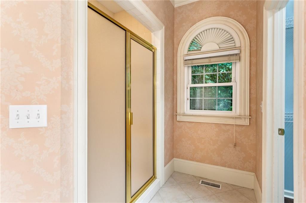 4833 Rivercliff Drive