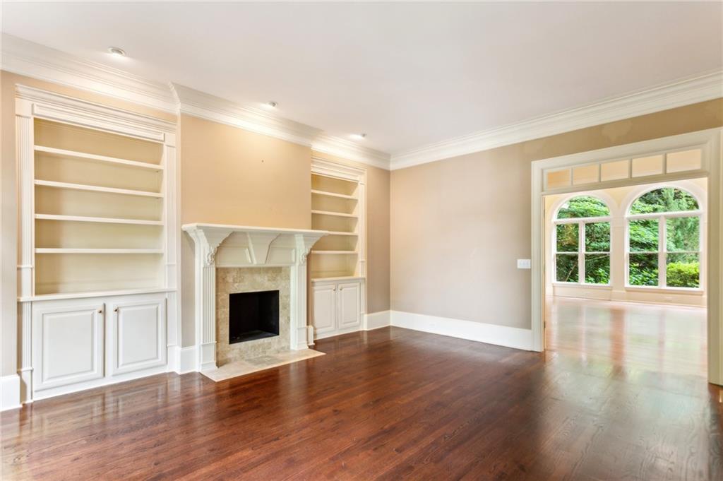 4833 Rivercliff Drive