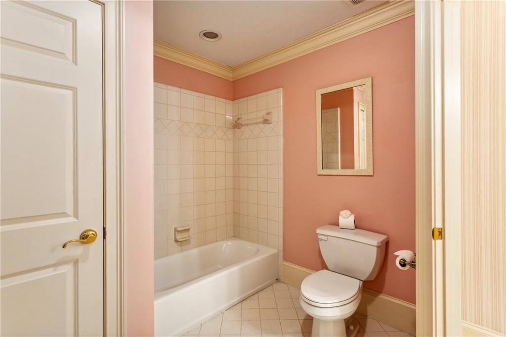 4833 Rivercliff Drive