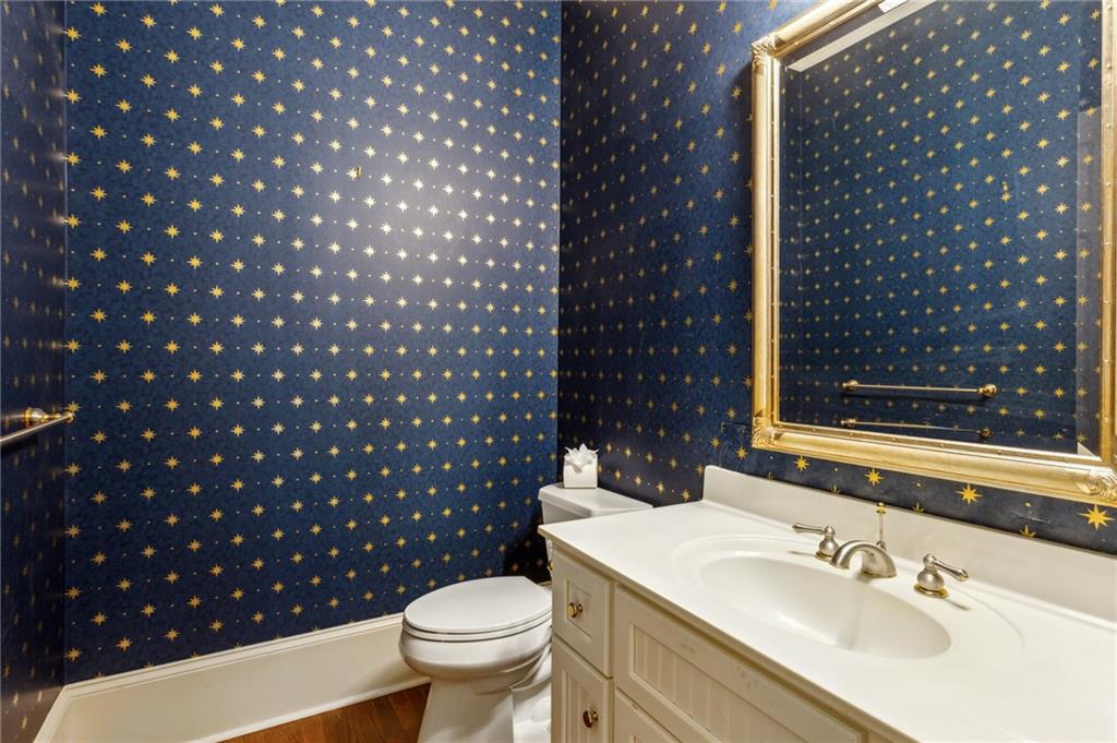 4833 Rivercliff Drive