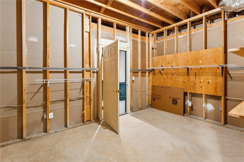 4833 Rivercliff Drive