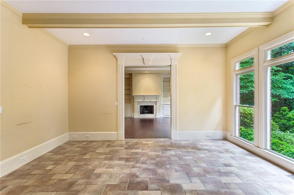 4833 Rivercliff Drive