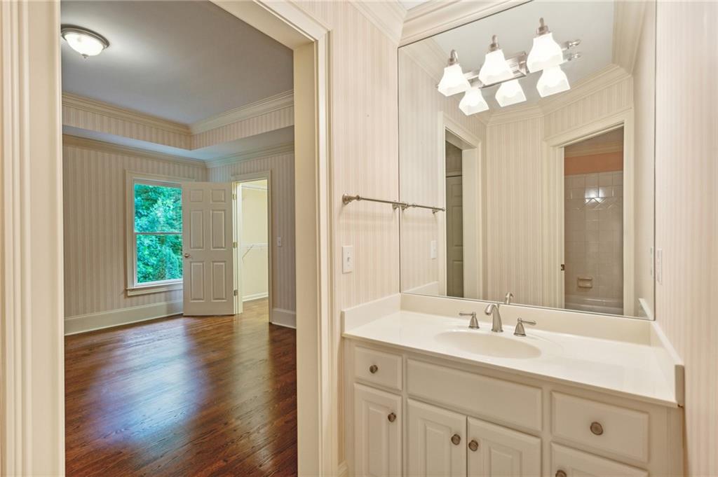 4833 Rivercliff Drive