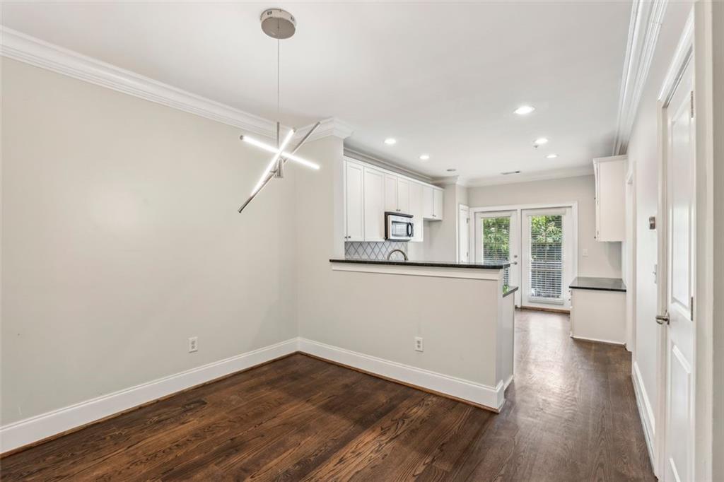 6472 CHARIOT Street Unit 21