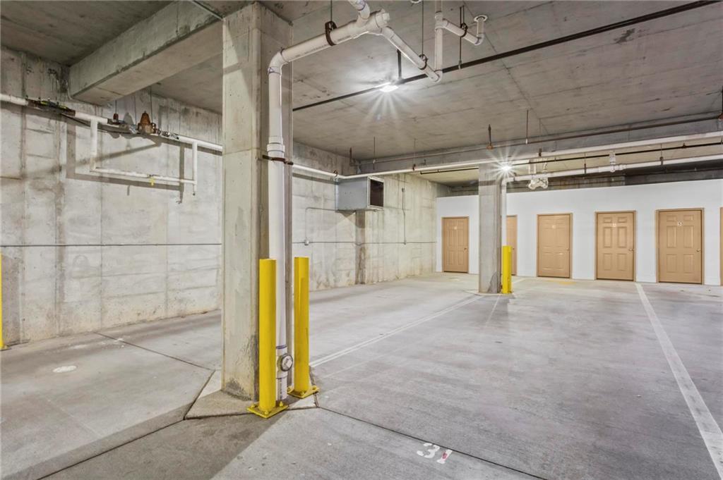 1872 Gordon Manor NE Unit 208