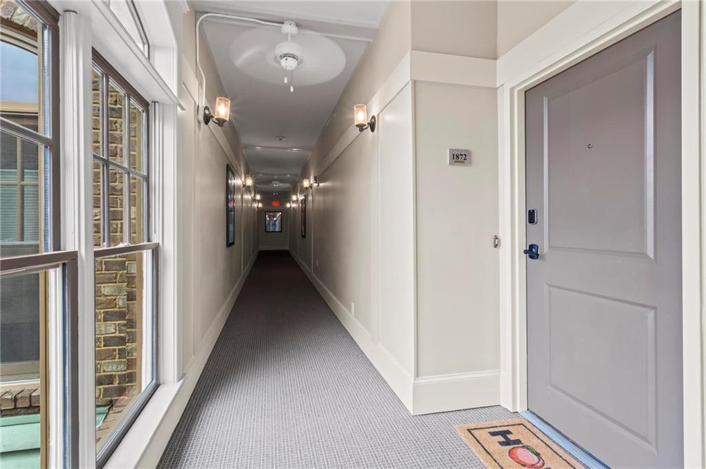 1872 Gordon Manor NE Unit 208