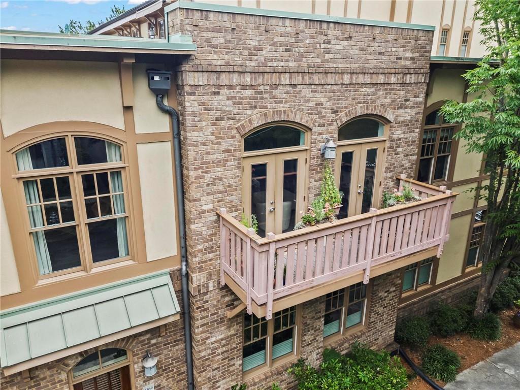 1872 Gordon Manor NE Unit 208