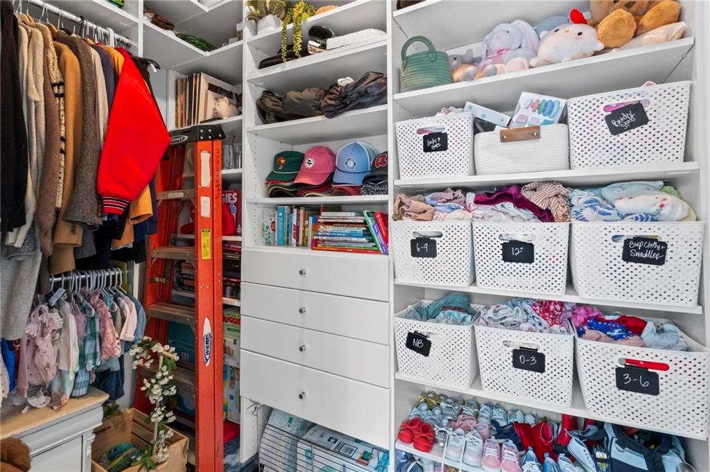 1872 Gordon Manor NE Unit 208