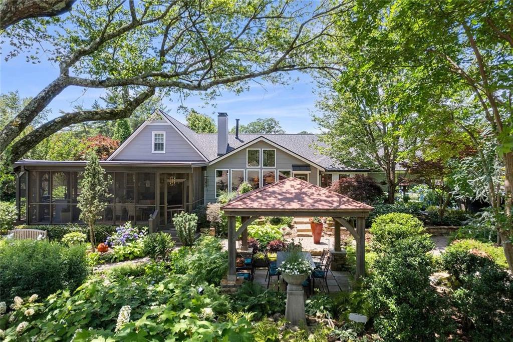 125 Bent Grass Drive