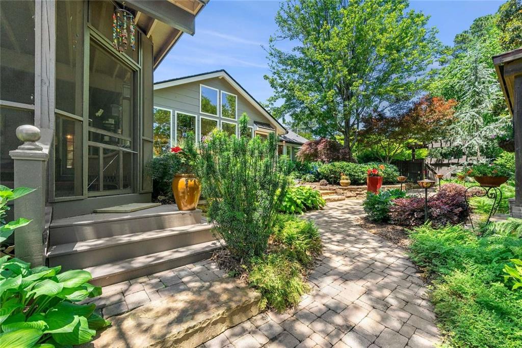 125 Bent Grass Drive