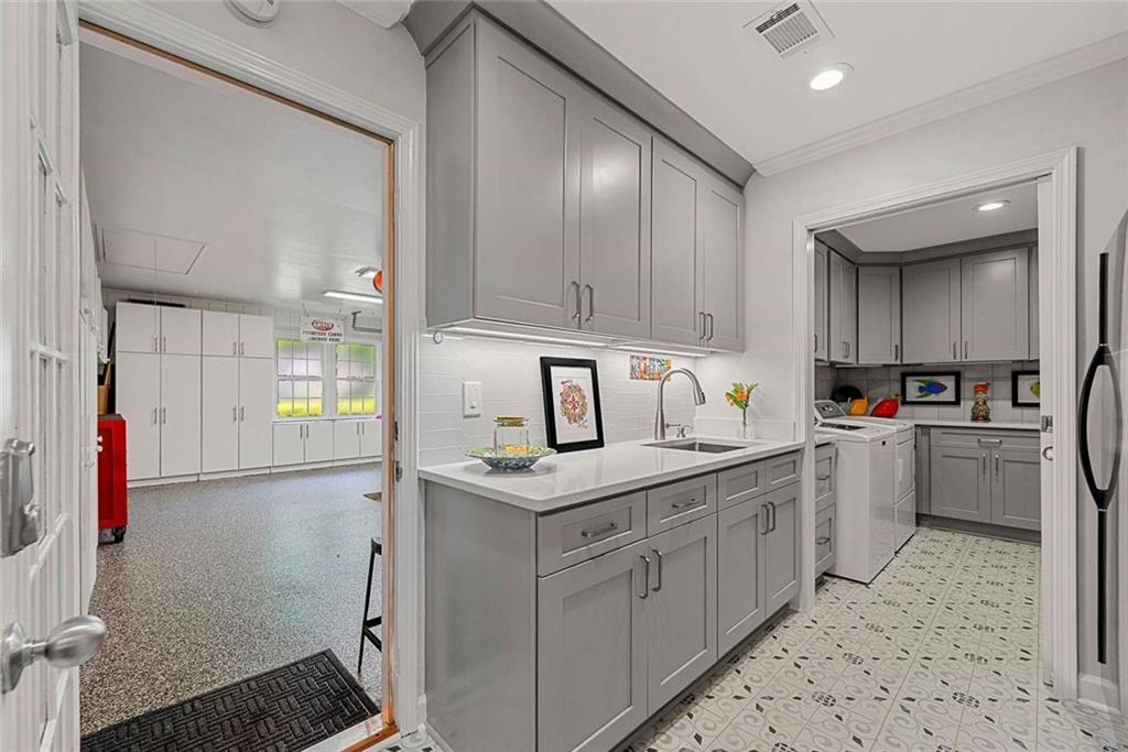 125 Bent Grass Drive