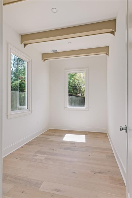 1485 Runnymeade Road NE