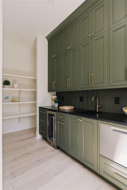 1485 Runnymeade Road NE