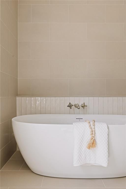 1485 Runnymeade Road NE