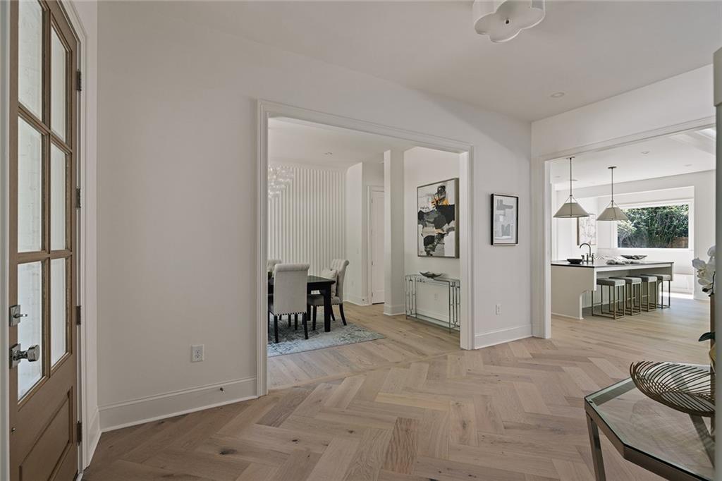 1485 Runnymeade Road NE