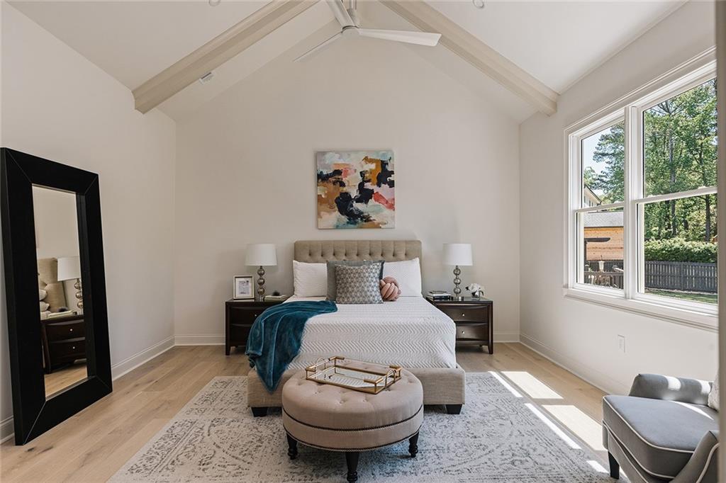 1485 Runnymeade Road NE