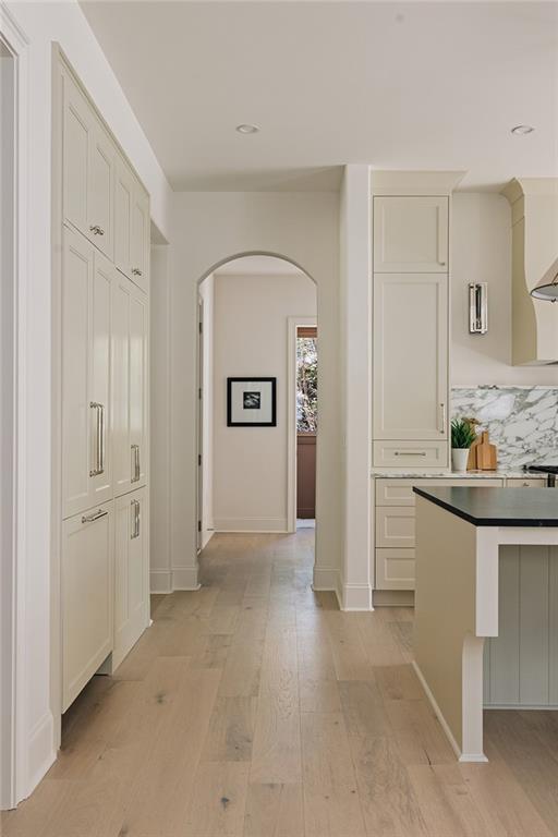 1485 Runnymeade Road NE