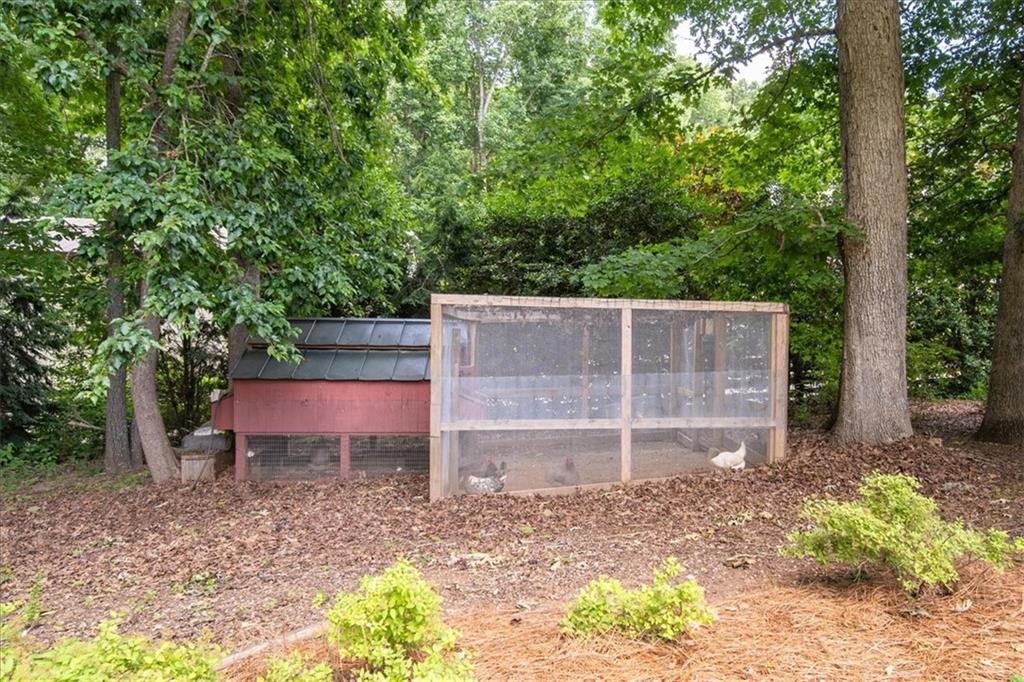 102 Crowe Road