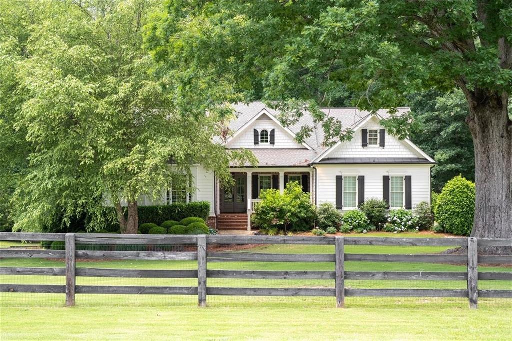 102 Crowe Road