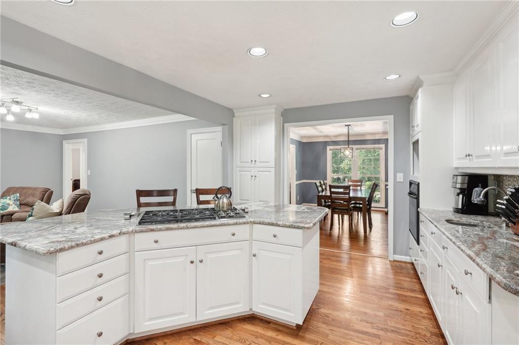 1270 Saint Lawrence Drive