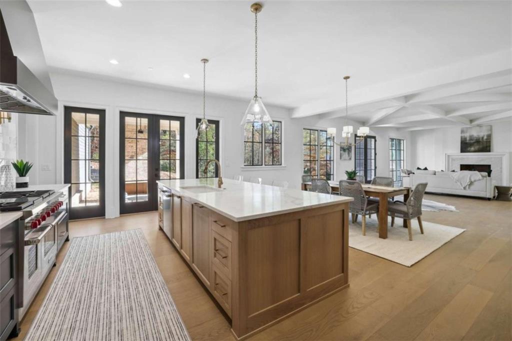 1007 Battle Creek Way