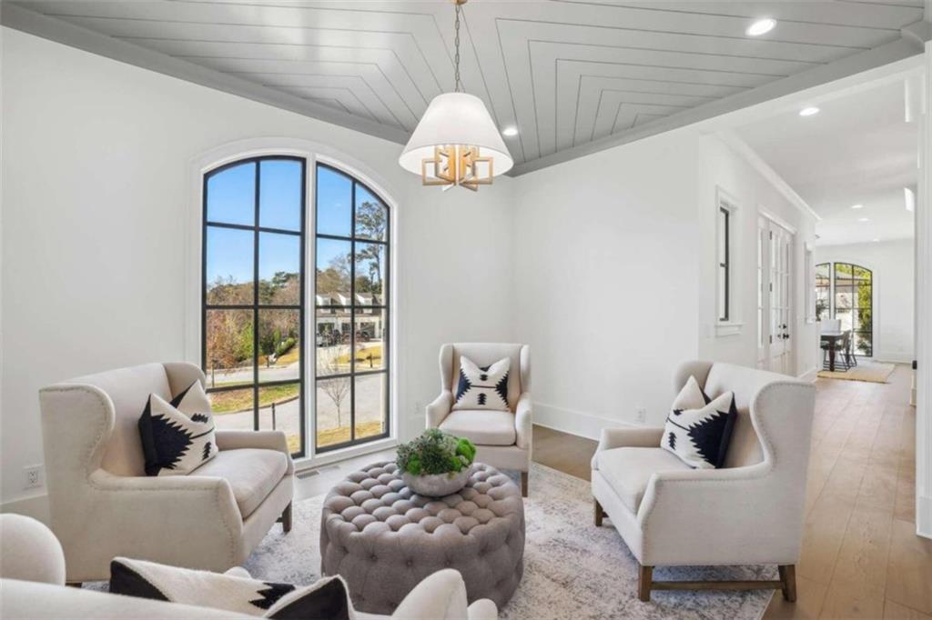 1007 Battle Creek Way