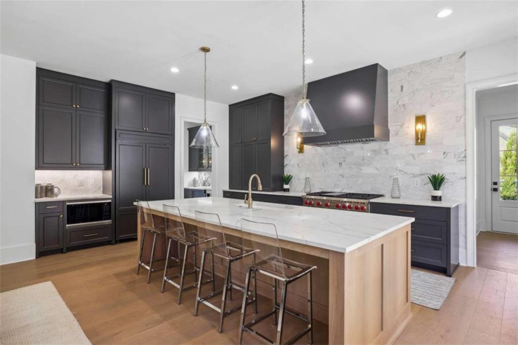 1007 Battle Creek Way