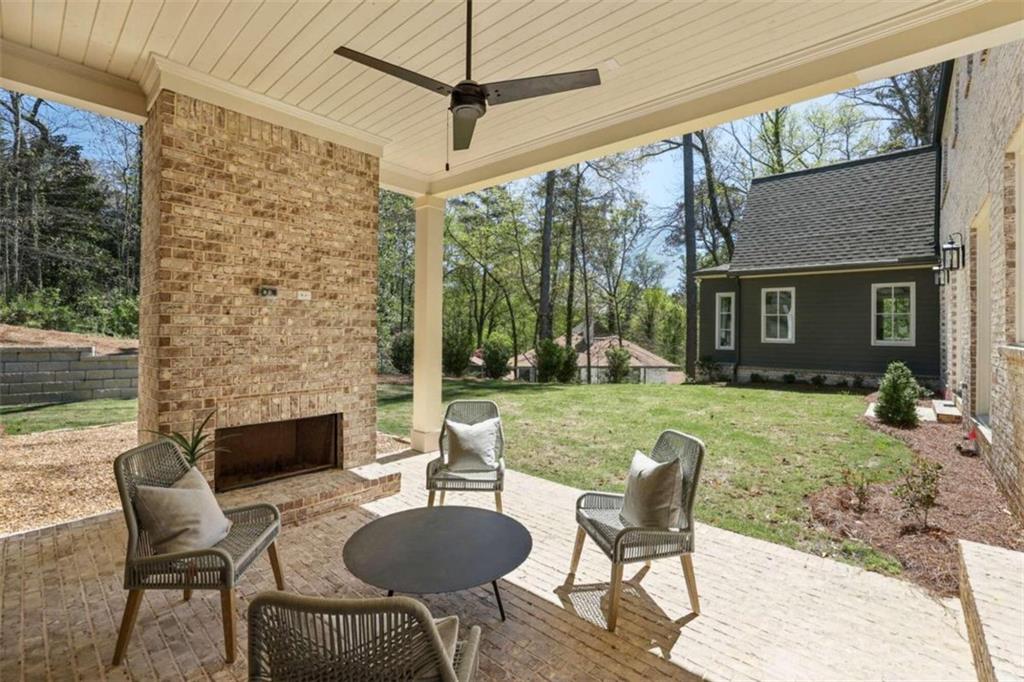 1007 Battle Creek Way