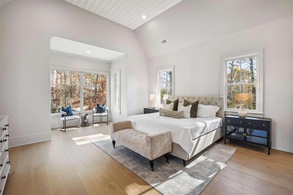 1007 Battle Creek Way