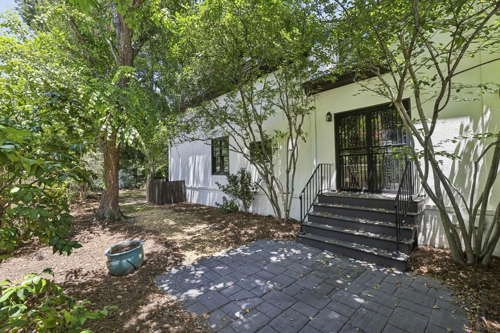 4186 Roswell Road NE