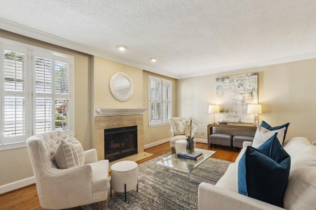 4186 Roswell Road NE