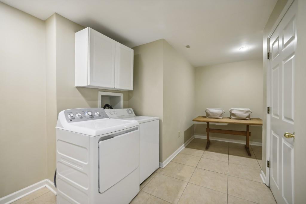 4186 Roswell Road NE