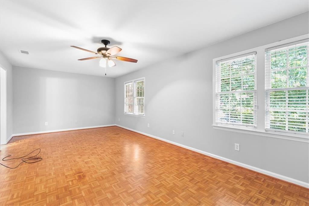 36 Old Ivy Square NE Unit 36