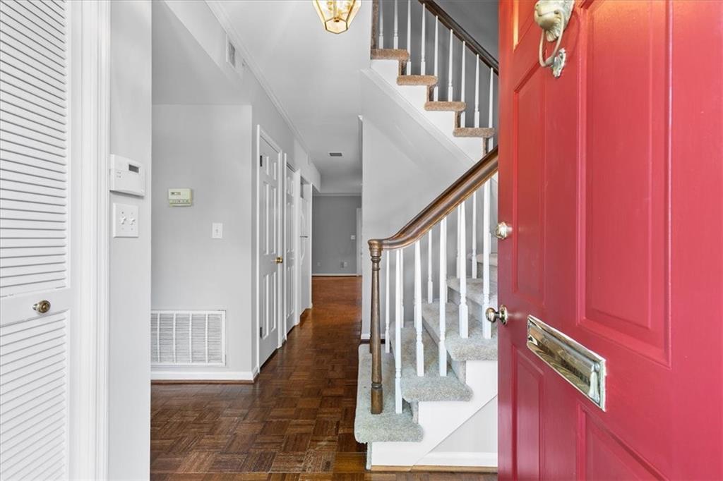 36 Old Ivy Square NE Unit 36