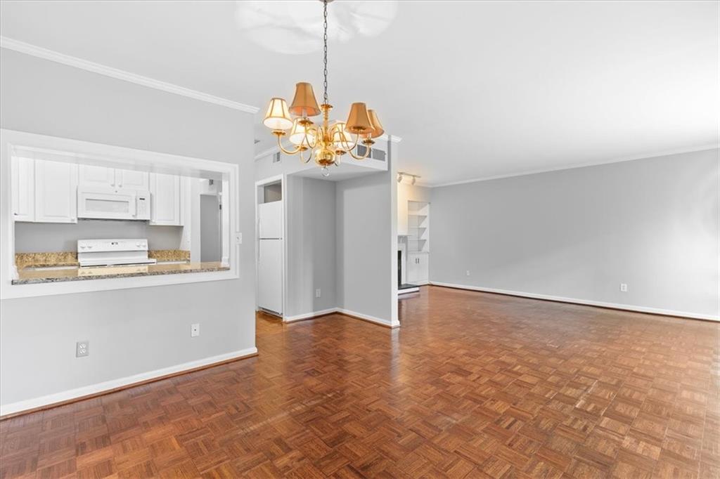 36 Old Ivy Square NE Unit 36