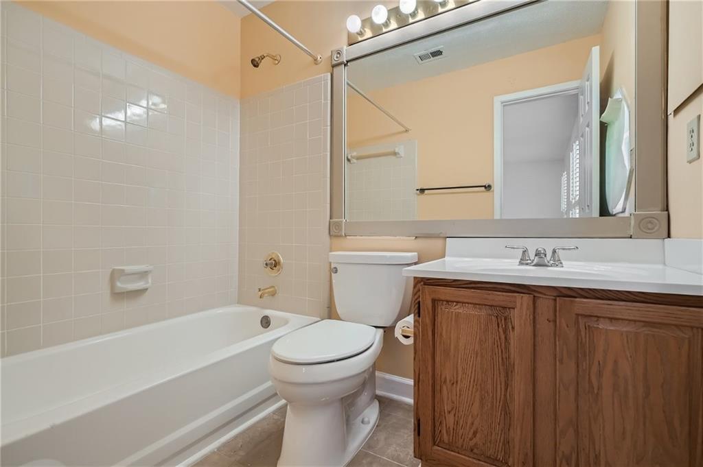 1803 Defoors Mill Court NW