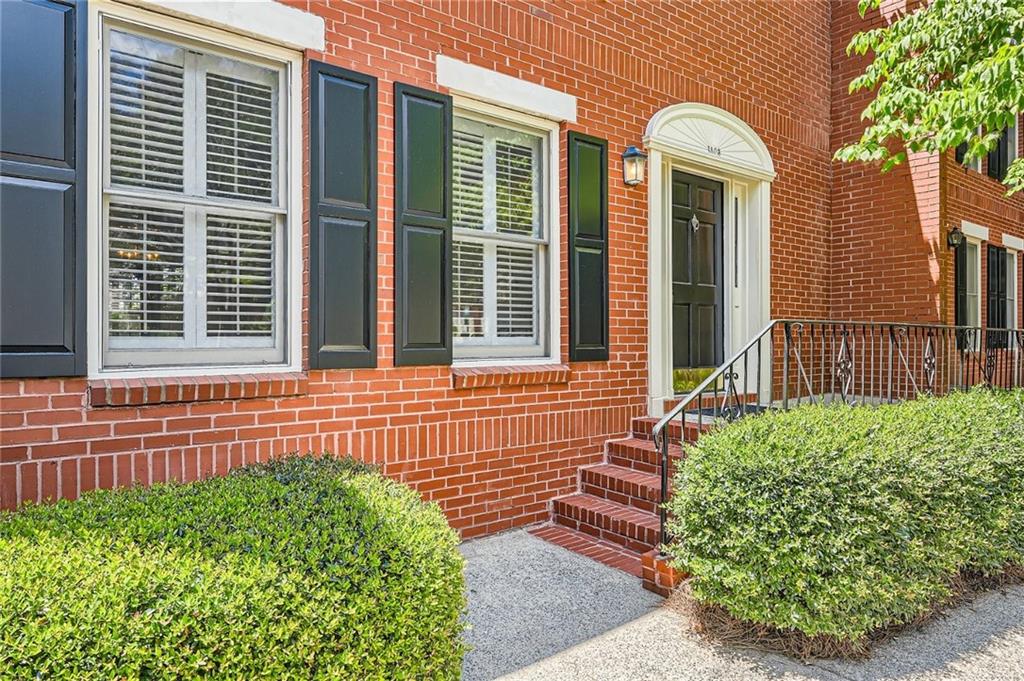 1803 Defoors Mill Court NW